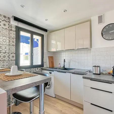 Bright 1br In Central By Guestready Cannes